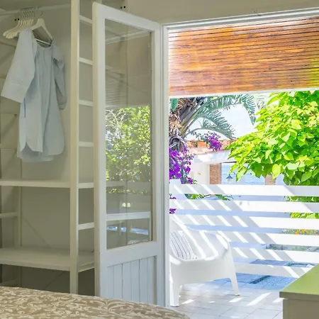 וילה Villa A Bacoli Con Accesso Privato Al Mare באקולי