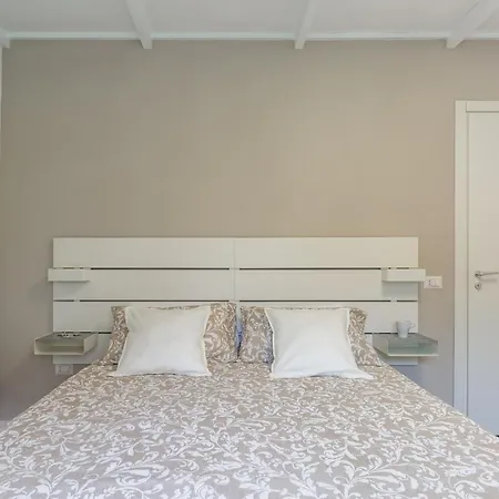 וילה Villa A Bacoli Con Accesso Privato Al Mare באקולי
