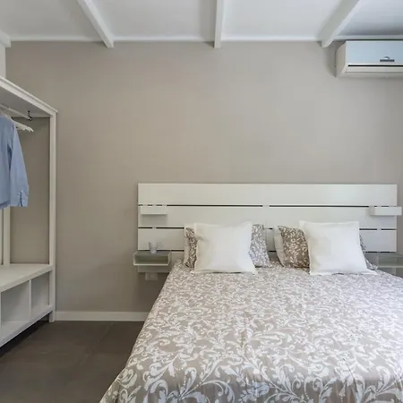 Villa A Bacoli Con Accesso Privato Al Mare באקולי
