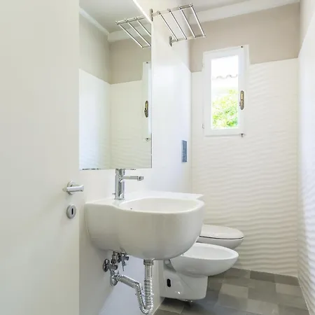 וילה Villa A Bacoli Con Accesso Privato Al Mare באקולי