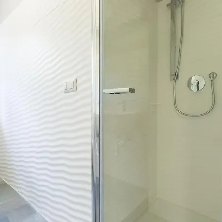 Villa A Bacoli Con Accesso Privato Al Mare וילה *