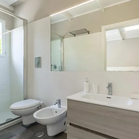 Villa A Bacoli Con Accesso Privato Al Mare באקולי